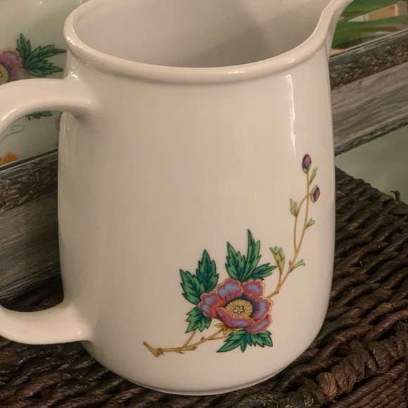 Ceramic Floral Tea Pitcher - Picture 8 of 10